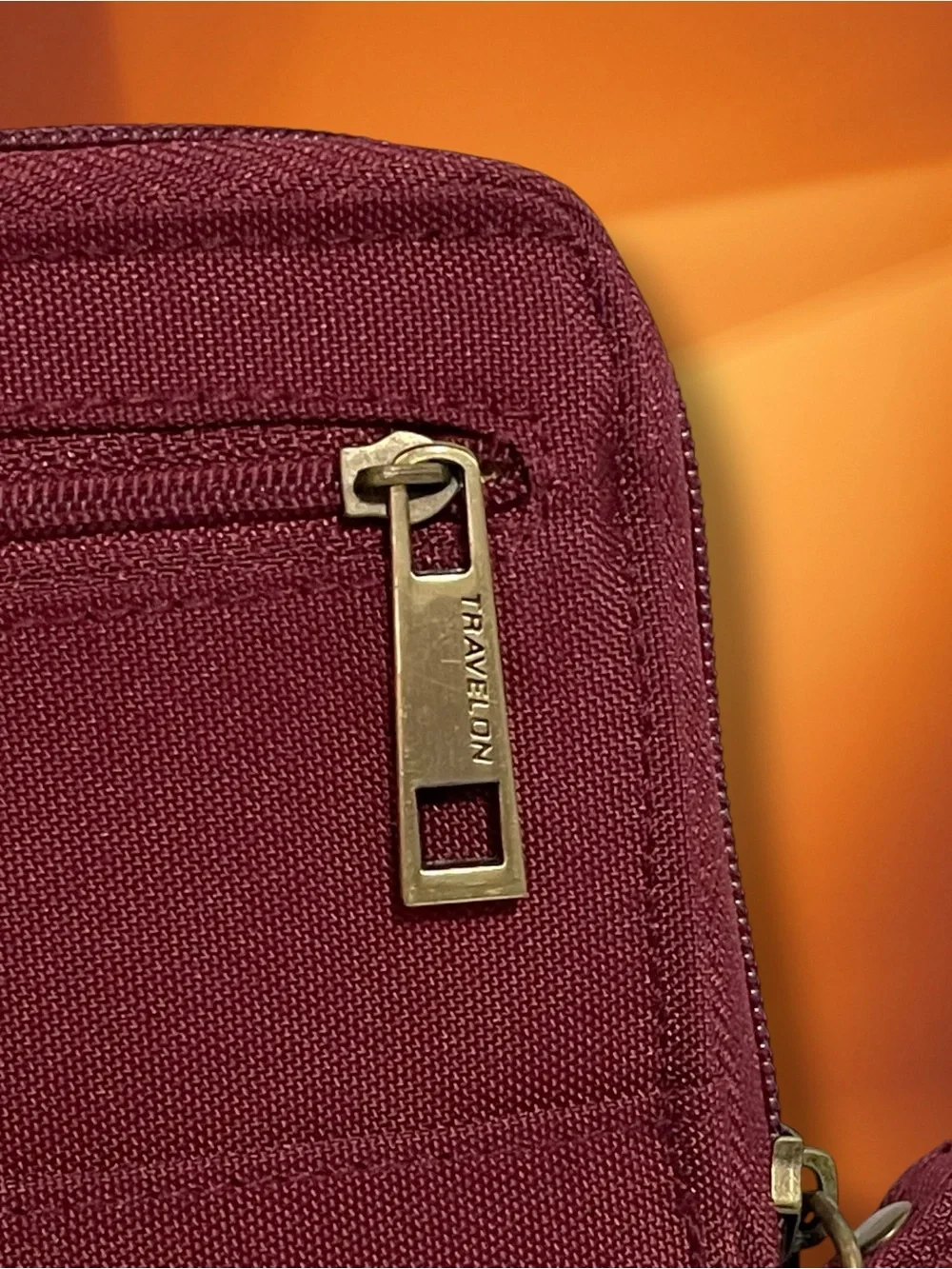 Travelon Anti-Theft Classic Hobo Crossbody Bag & RFID Wallet Set Wine Burgundy